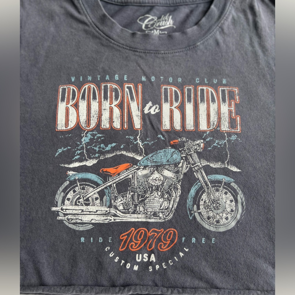 Cold Crush Graphic Short Sleeve Tee Shirt Cropped Motorcycle Born To Ride Medium
